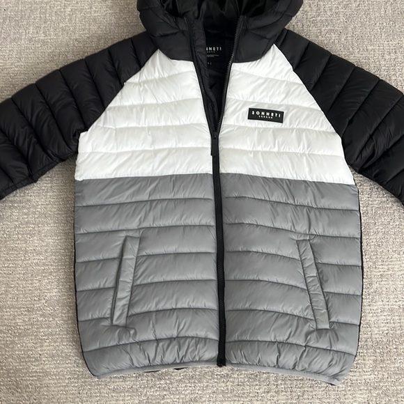 Sonneti London puffer jacket/coat - Picture 6 of 7